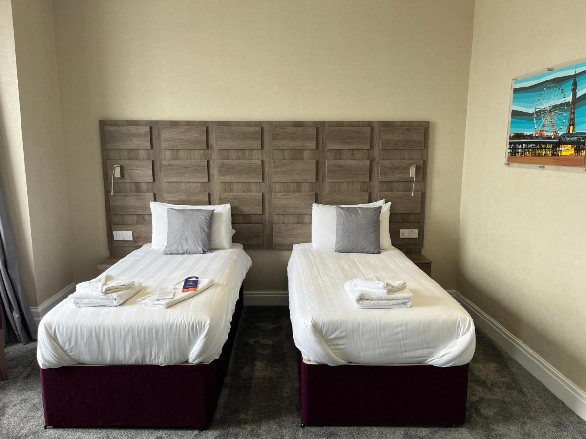 Queens Hotel Блекпул Екстериор снимка
